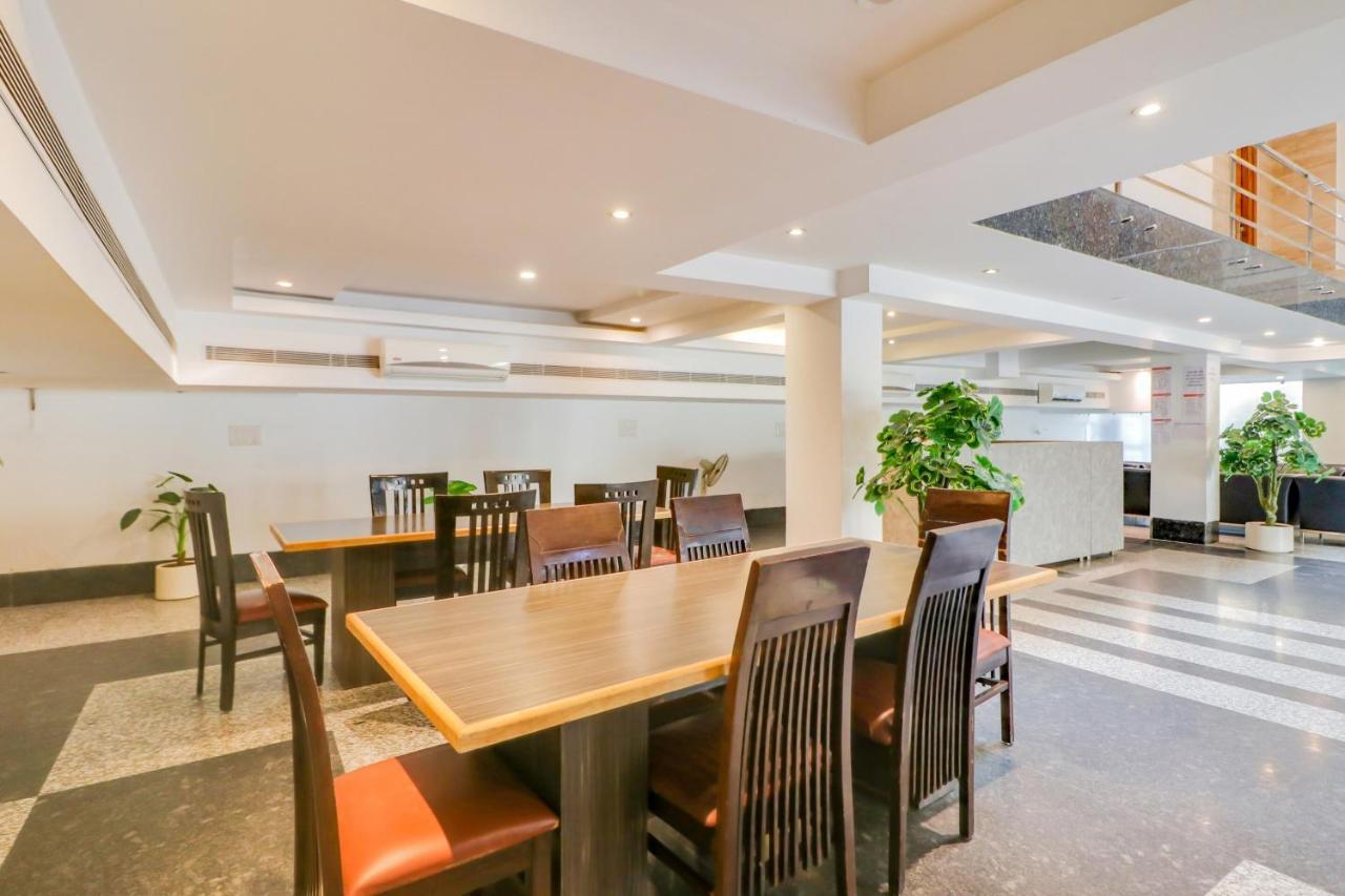 Townhouse 939 Hotel Gagan Inn Near Satyam Inox Patel Nagar Nova Deli Exterior foto