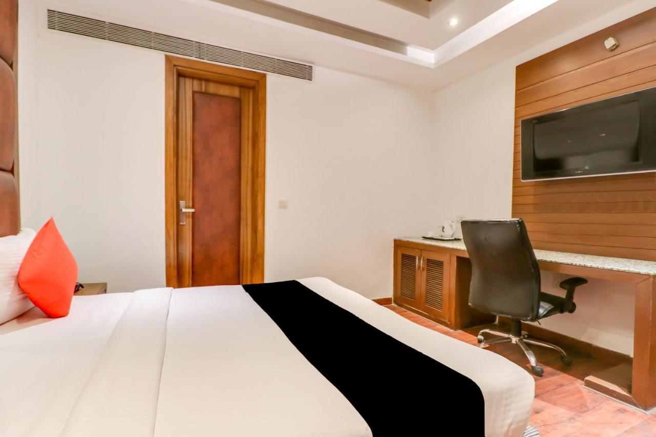 Townhouse 939 Hotel Gagan Inn Near Satyam Inox Patel Nagar Nova Deli Exterior foto